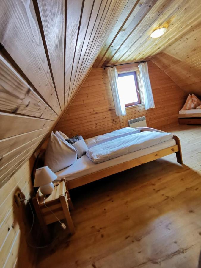 Drevenica Zapadne Tatry S Kupacou Kadou A Krbom Apartment Ziar Exterior photo