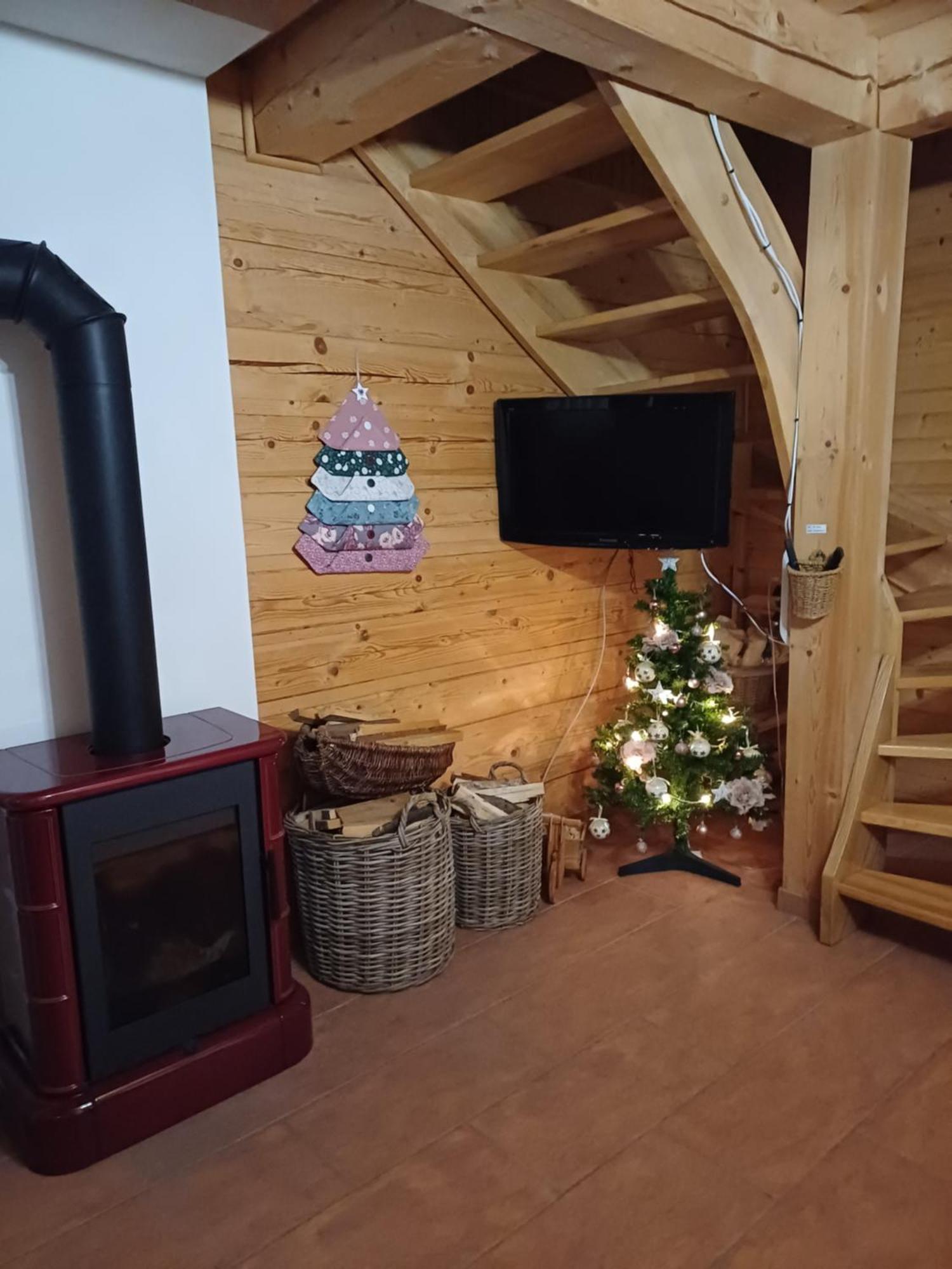 Drevenica Zapadne Tatry S Kupacou Kadou A Krbom Apartment Ziar Exterior photo